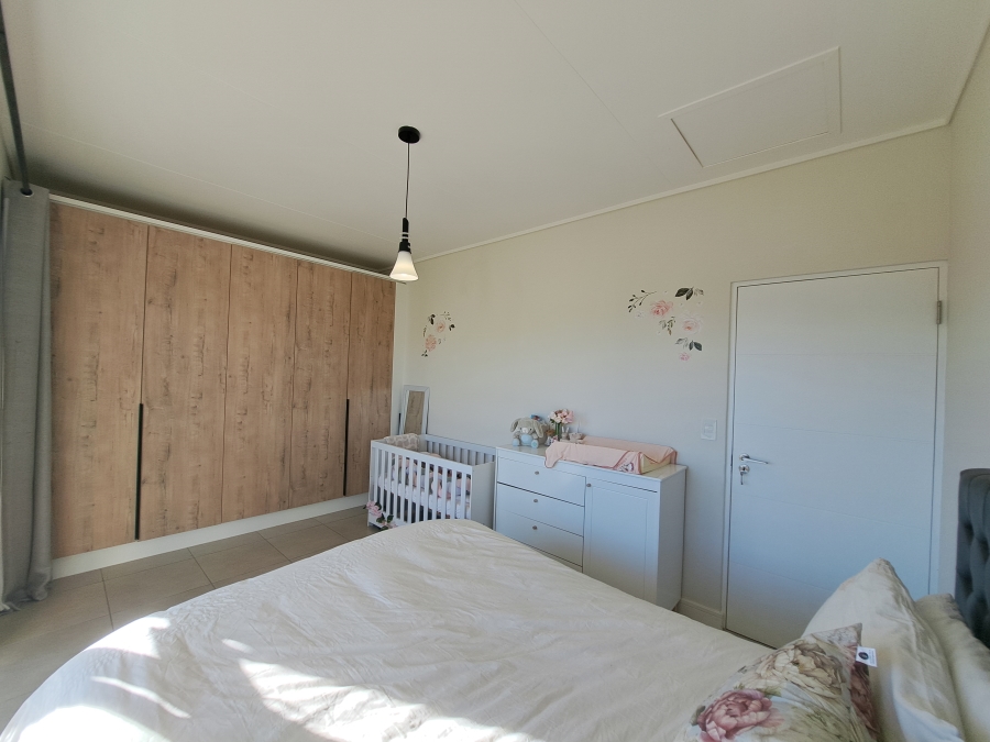 To Let 1 Bedroom Property for Rent in Richwood Western Cape